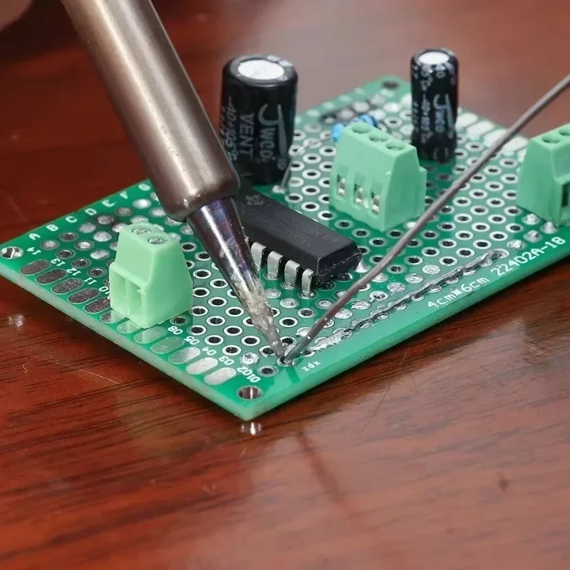 Universal PCB Circuit Protoboa - Pcb Etching Kit recensie en prijs